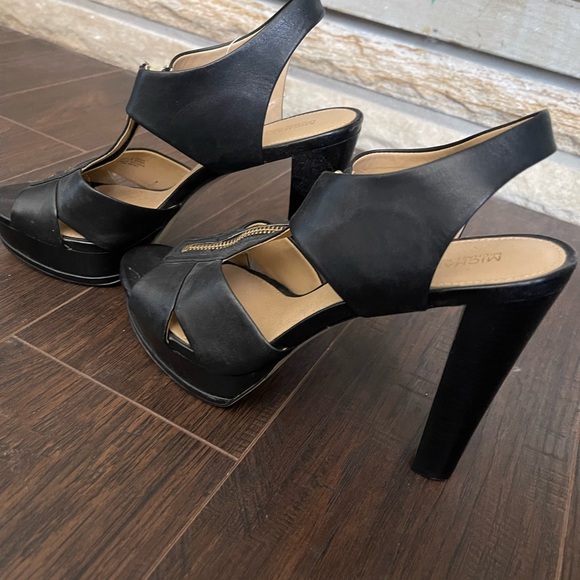Michael Kors Black Heels with Gold Zipper - Picture 2 of 3